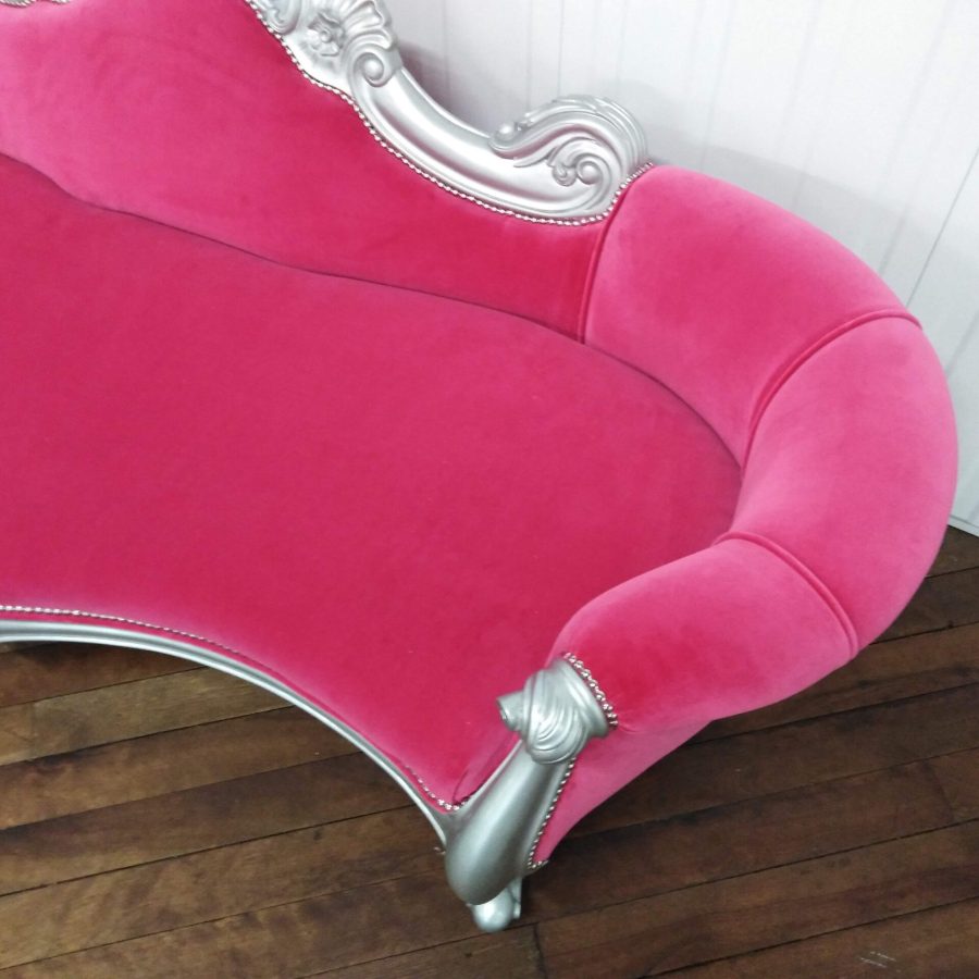 image of a chaise, re upholstery service from C. Marsden